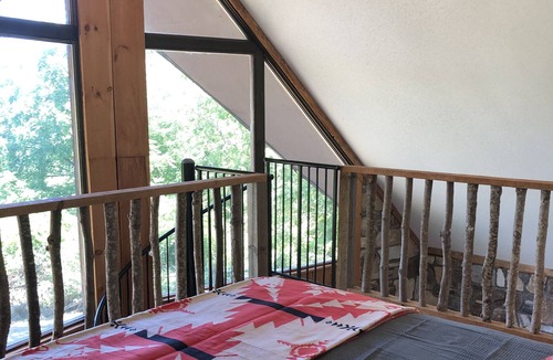 Lake Toxaway Cottage | Sunrise Cottage: Unique farmhouse unit sleeps 6