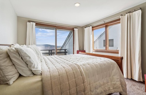 Killington Condo | Sunrise Timberline K8, lovely 3 bedroom with ski on ski off