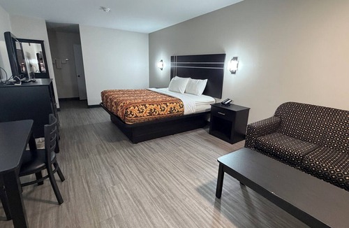Brady Hotel | Sunset Inn