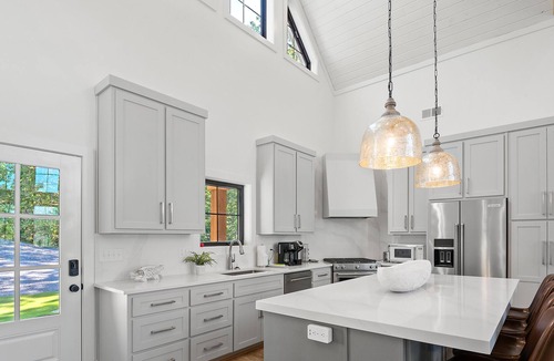 Bremen House | "SUNSET RIDGE" - Views, Views, Views!