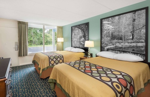 Kingsland Hotel | Super 8 By Wyndham Kingsland I-95/Naval Base Area