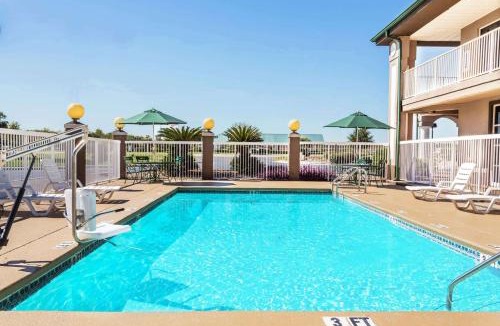 Marianna Hotel | Super 8 by Wyndham Marianna I-10