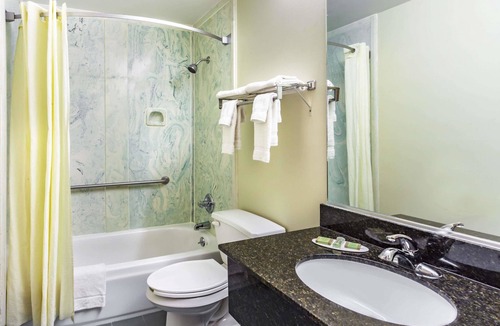 Morristown Hotel | Super 8 by Wyndham Morristown/South