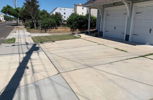 Willoughby Spit House | Superb 4-bedroom house with AC in adorable Norfolk neighborhood - 30 Day Listing