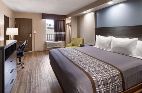 Jasper Hotel | SureStay Hotel by Best Western Jasper