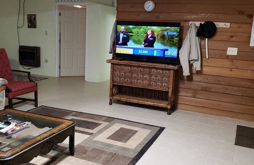 Tallassee Apartment | Take Lake Martin