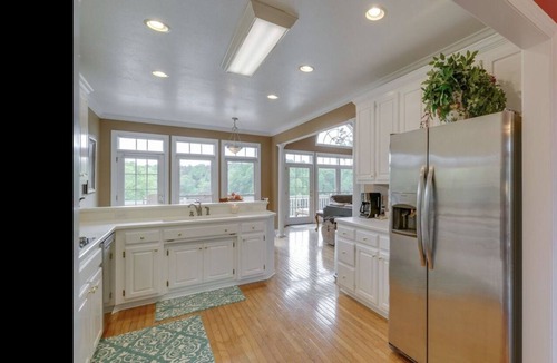 Winchester House | That View! @Hopkin's Point
