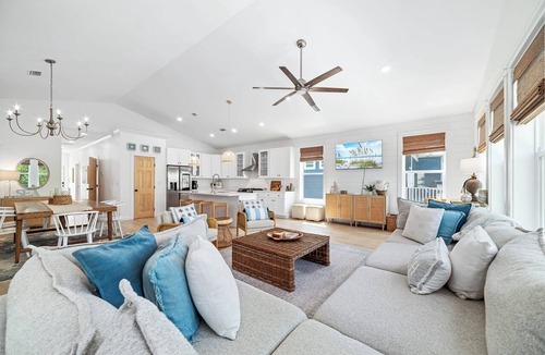 Ono Island Condo | The Avery House | Dog Friendly | Private Pool | Johnson's National Seashore