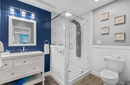 Mid Island Apartment | The Bahama Breeze at the Anchorage