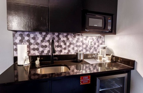 Biloxi Condo | The Bella`s String Kings Suite, Sleeps 4, Private Patio