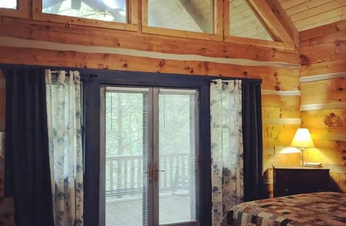 Waynesville Cabin | The Blue Bird Suite at Hawthorn Haven- Upper Level
