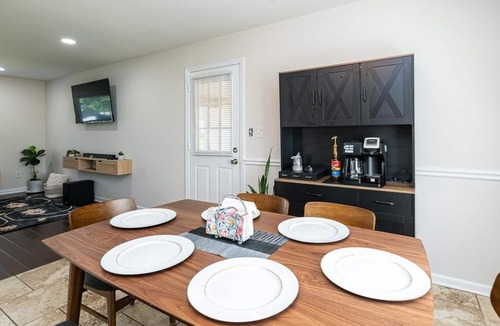 Madison House | The Cottonwood Cottage