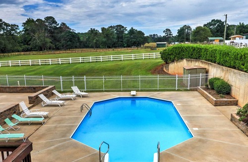 Zebulon House | 'The Farm Mansion' w/ 3 Stories + Private Pool!