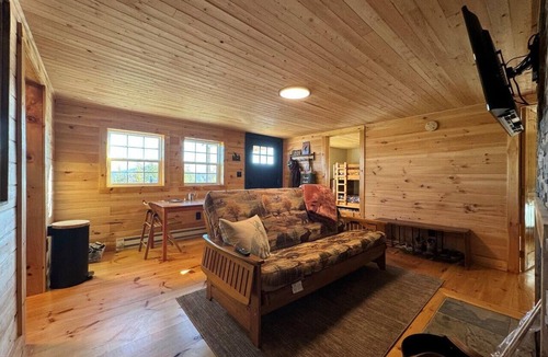 Bromley Mountain Condo | The Fox Borrow at Bromley!