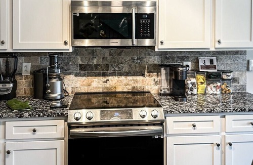 Irondale House | The Garden at Lovejoy