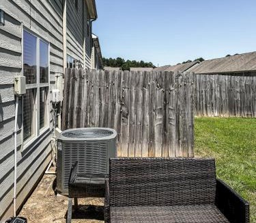 Irondale House | The Garden At Lovejoy