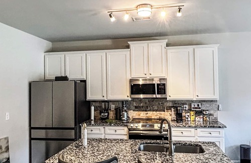 Irondale House | The Garden At Lovejoy