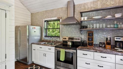 Lake Toxaway House | The Hearthwood by AvantStay