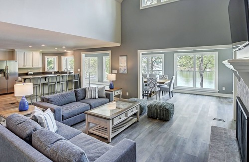 Mayhew House | The Homestead | Sunsets Galore! renovated house - sleeps 16 | Fire Pit