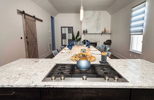 Springfield House | The Legacy house Spacious 5BR in Springfield