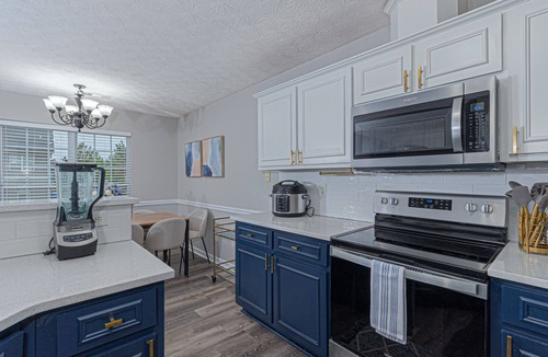 Columbus House | The Lexington - Modern, single story no carpet home just minutes to Benning