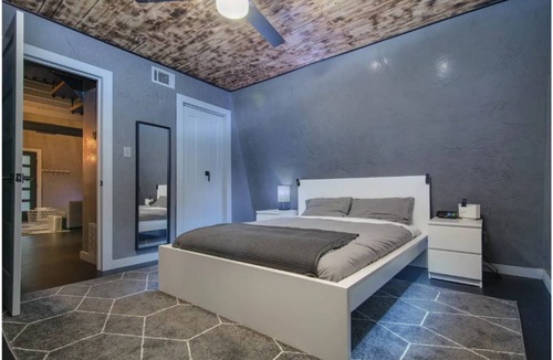 Athens House | The Loft House - Modern, Private Home, Mins to UGA