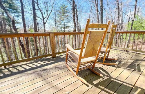 Lake Toxaway Cabin | The Love Shack Cabin, NC