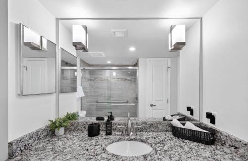 Fort Myers River District Apartment | The Luxury spot 2 min to DOWNTOWN 5 min to The beach