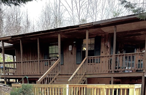 Cosby Cottage | The Perfect Balance of Seclusion and Excitement in the Smokey's