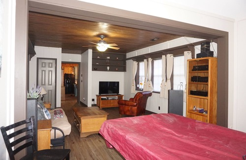 Cosby House | THE PERFECT FAMILY VACATION GETAWAY IN THE MOUNTAINS! Newly renovated w/ patio!