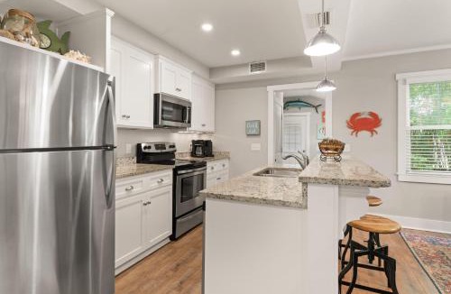 East Beach House | The Porchside Cottage - 1725 Bruce Drive