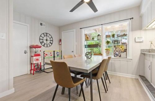 Mobile House | The Ranch 4-Bedrooms Large Yard & Patio