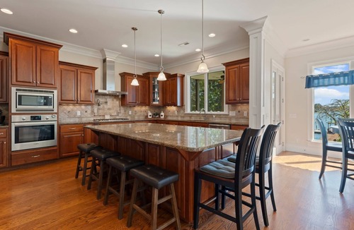 Mooresville House | The Retreat at Morgan Bluff |Pool & Hot Tub| 8 bedrooms | Sleeps 20