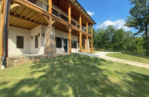 Bremen House | The Rocks at Smith Lake Bremen, Alabama: Stunning lake house; sleeps 20