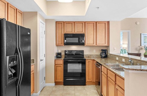 Indian Bayou Condo | The 'Salty Palm' vacation rental located in Destin, Florida with Ocean Views.