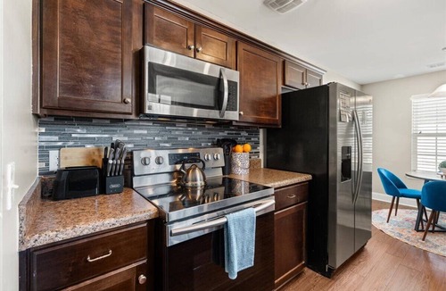 Savannah House | The Savannah Retreat-4BR/2.5 BA Home In Charming Savannah