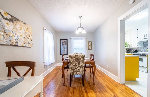 Hartselle House | The Serenity Retreat in Small Town Hartselle