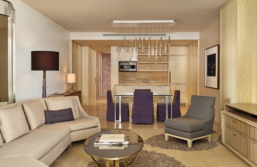 Bal Harbour Hotel | The St. Regis Bal Harbour Resort