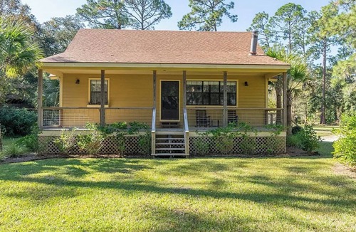 Brunswick House | The Sunny Cottage - Cozy River Retreat with Porch + Dock Access