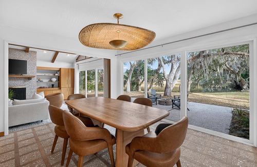 Country Club Estates House | The Tideway 4 BR retreat to explore the barrier islands of Coastal Georgia