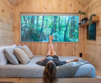 Sylva Apartment | The Twig - Outdoor Shower, Deck, and Cozy Chimney