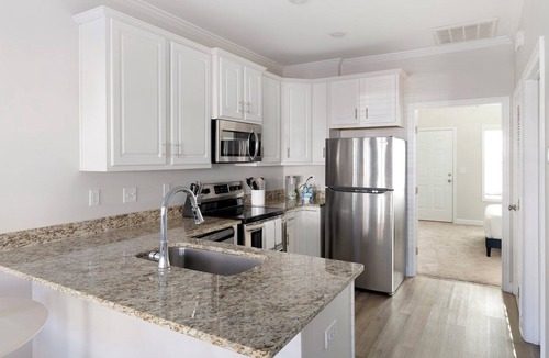 Huntsville Apartment | TheCottages 1BD 4 - One Bedroom Apartment, Sleeps 2