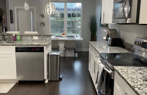 Canterbury Farms House | Tickets & Badges Available w/this Spacious 5-bedroom house