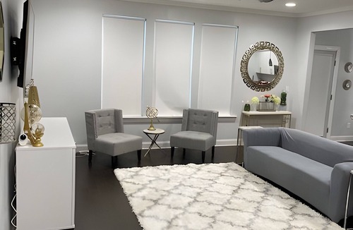 Canterbury Farms House | Tickets & Badges Available w/this Spacious 5-bedroom house