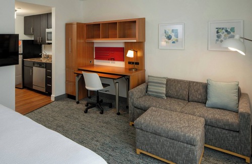 Huntsville Hotel | TownePlace Suites Huntsville West/Redstone Gateway