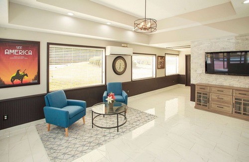 Macon Hotel | Travelodge by Wyndham Macon West