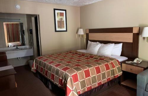Maggie Valley Hotel | Travelowes Motel - Maggie Valley