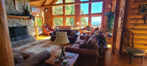 Ferguson House | Trinity Lodge