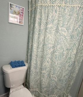 Cocoa Beach Hotel | Tropical Beach Studio Getaway B