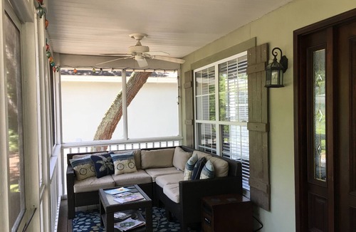 Saint Simons Island House | Turtle Villa: 4 bedrooms, 3 baths and Pet Friendly!